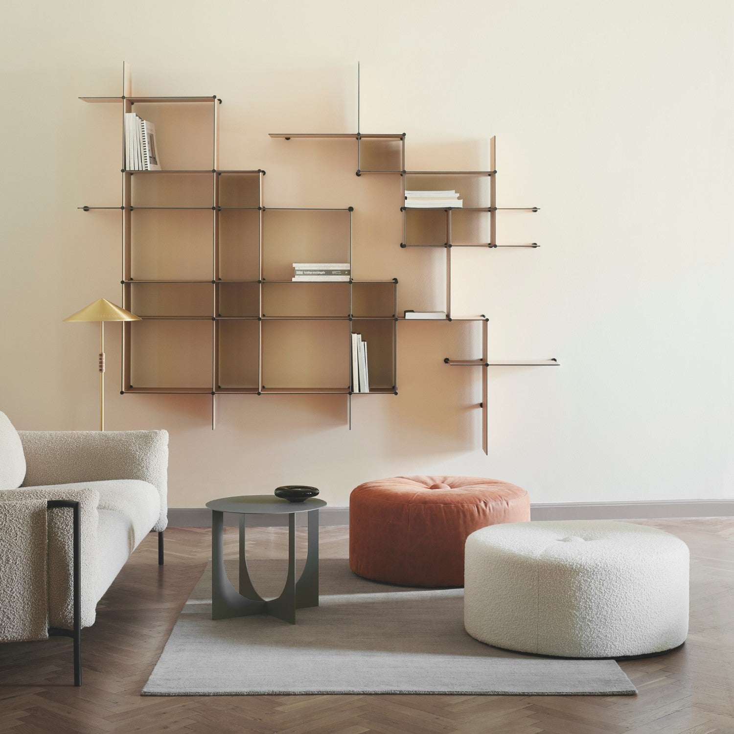 INVERSE SMALL - Coffee Table