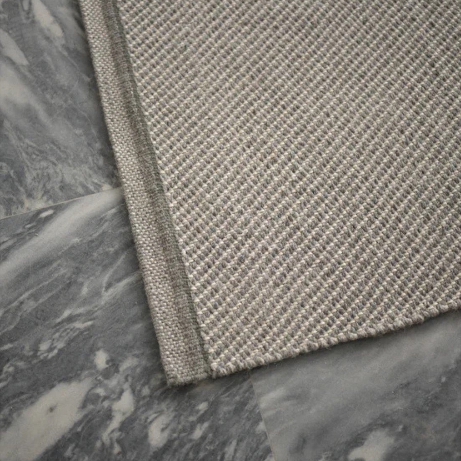 DAWN LIGHT - Rug