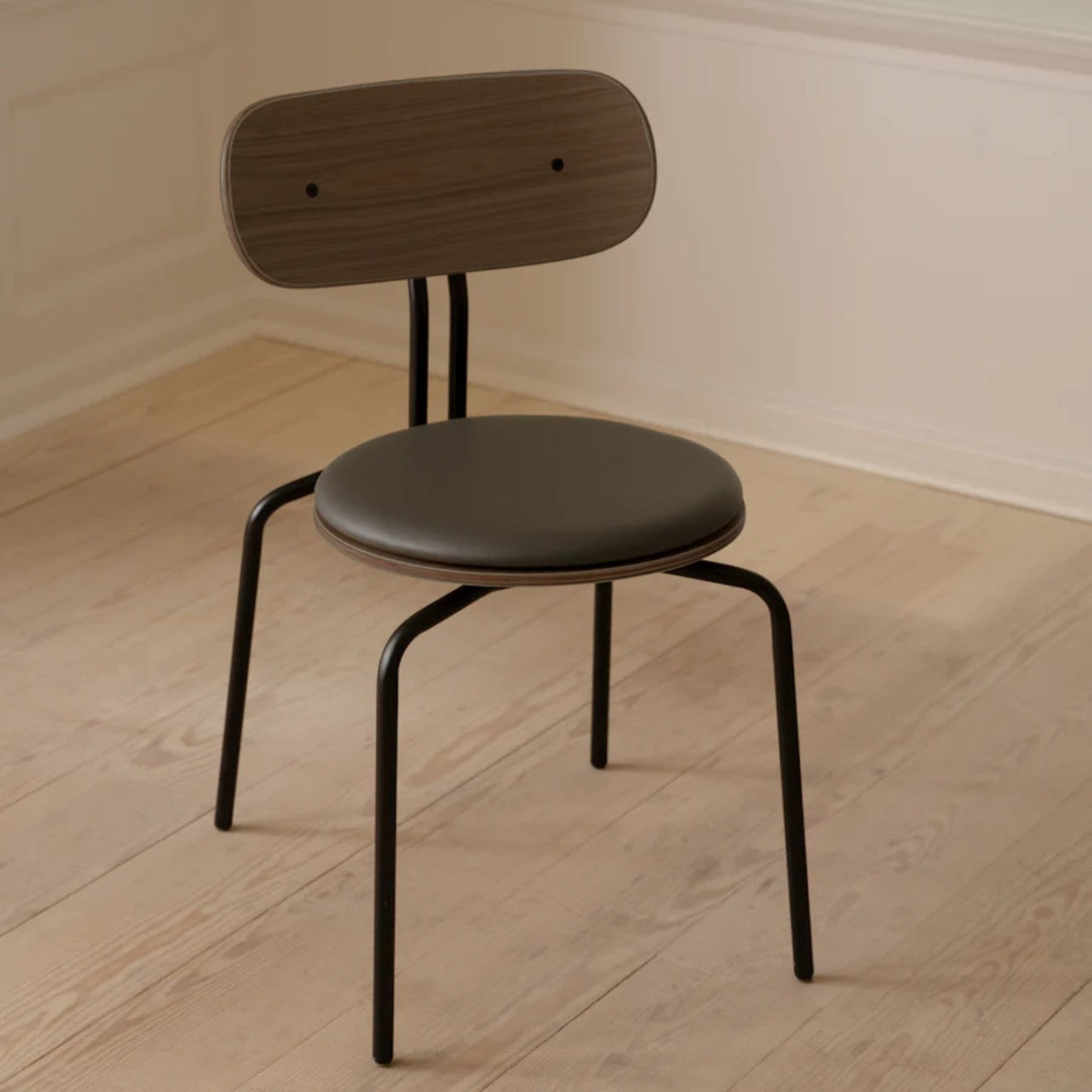 CURIOUS - Dining Chair