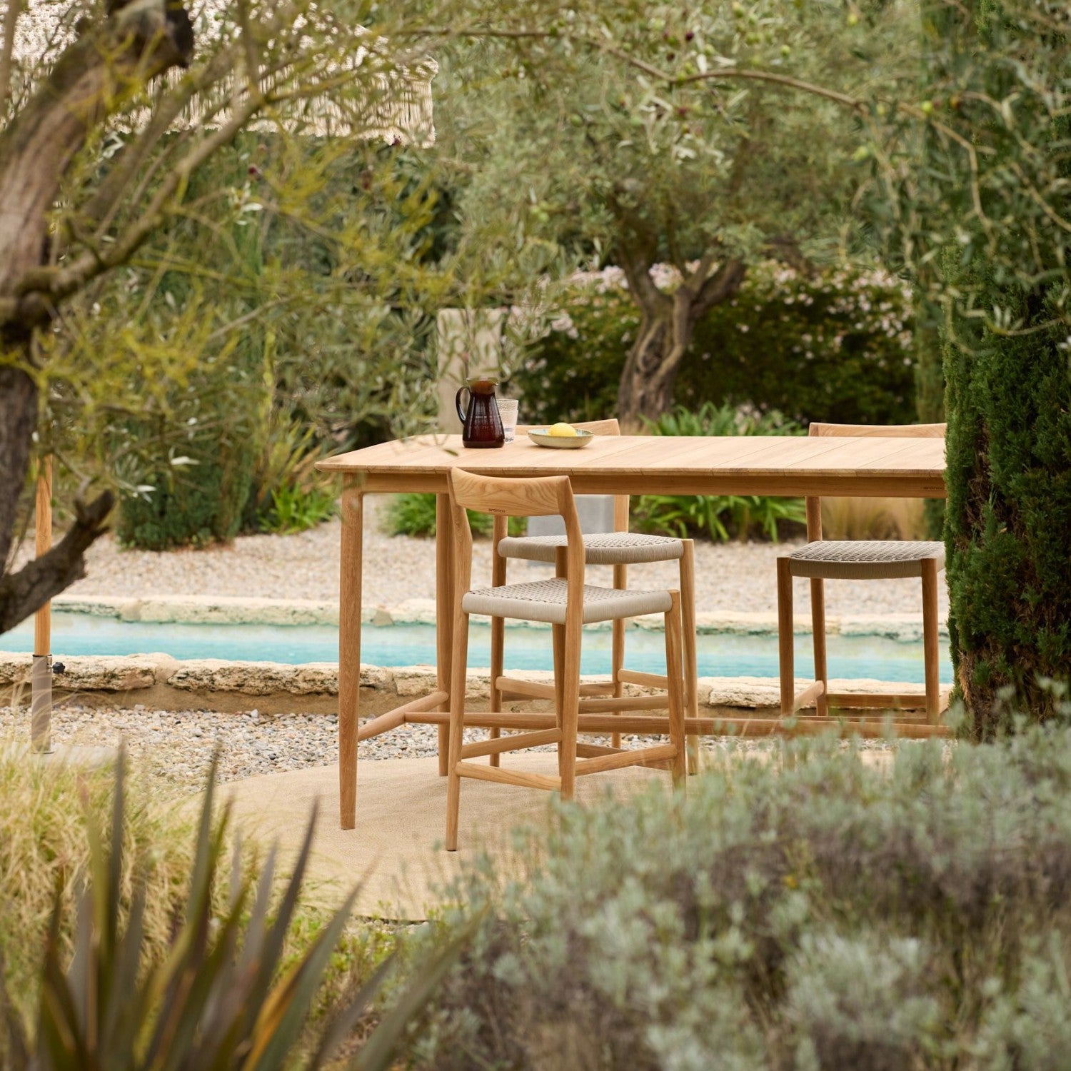 NOA - Outdoor Bar Table