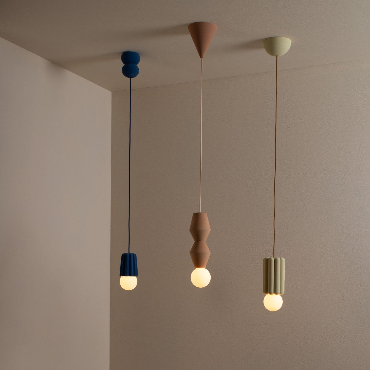 STUCCO 2 - Pendant Light