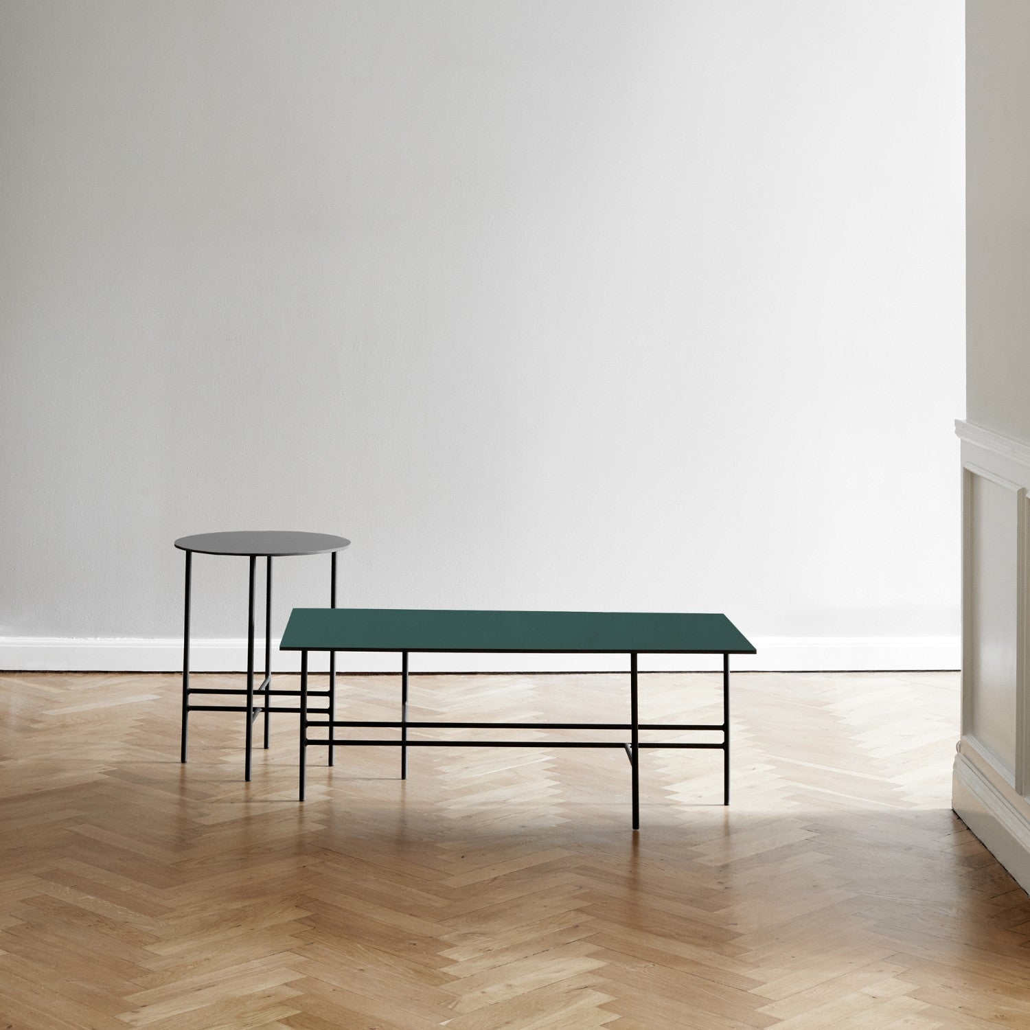 METRO ROUND - Coffee Table