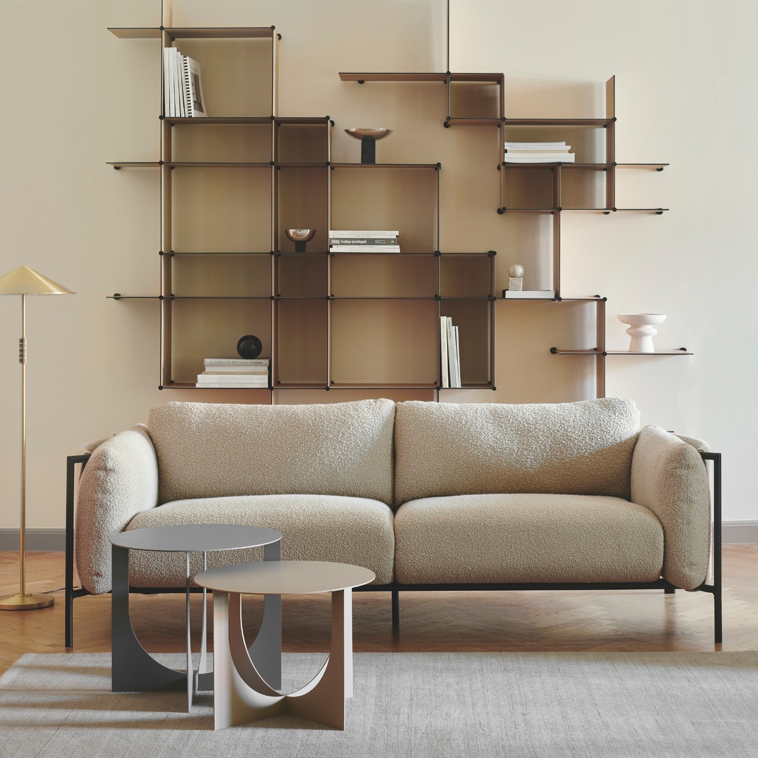 INVERSE SMALL - Coffee Table
