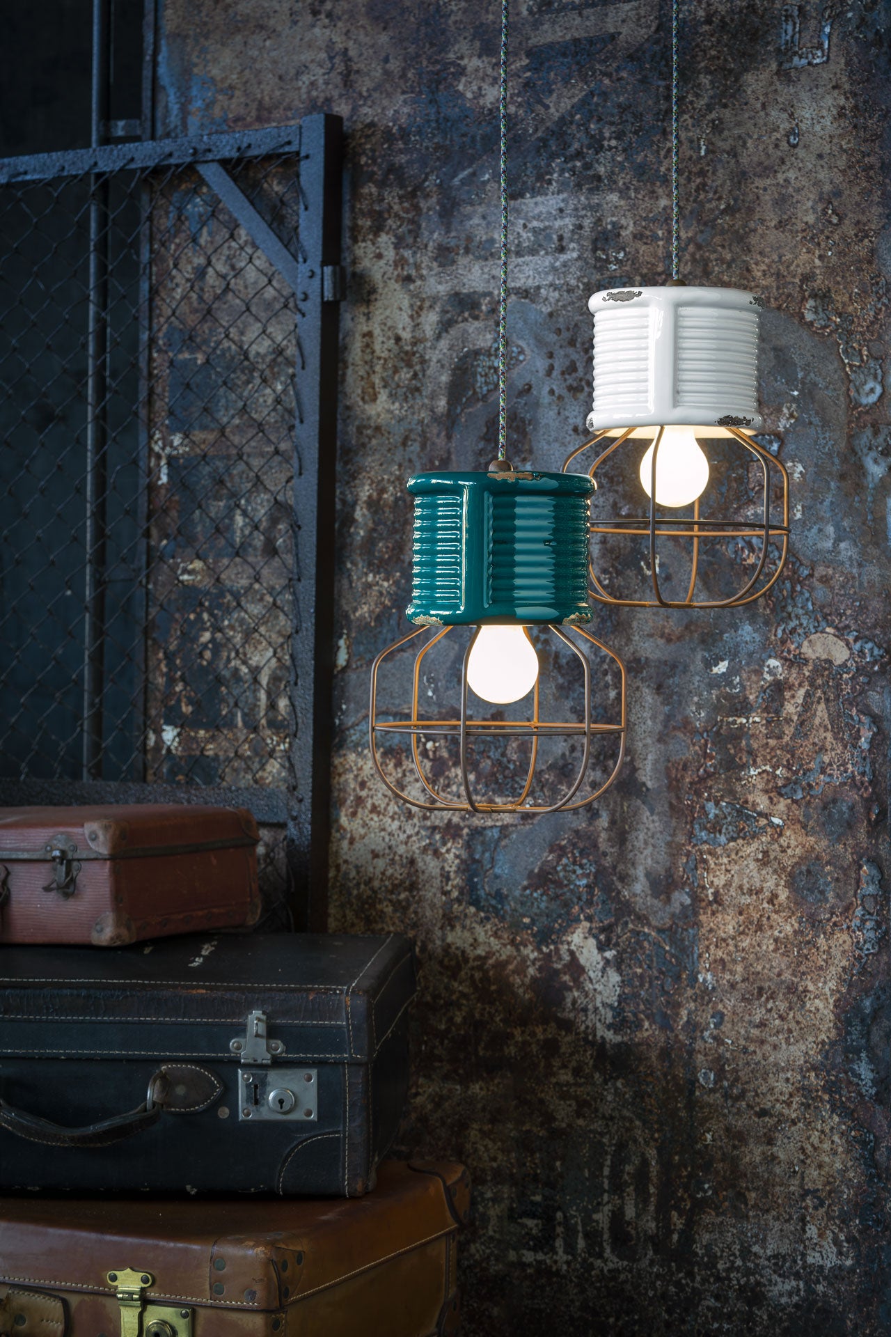 INDUSTRIAL C2340 - Pendant Light