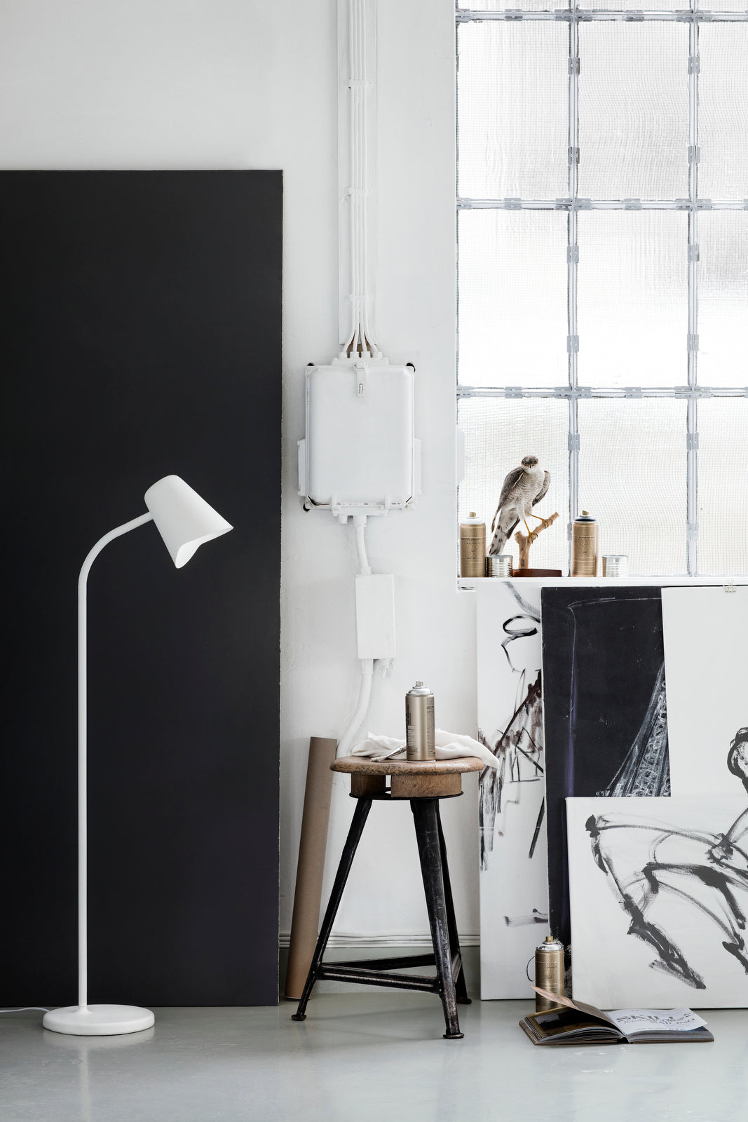 ME - Floor Lamp - Luminesy