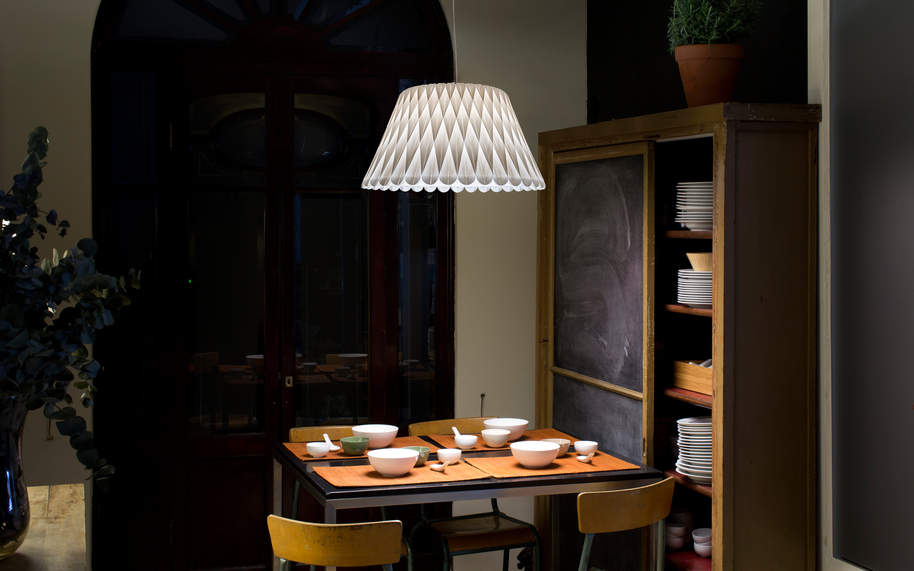 LOLA MEDIUM - Pendant Light - Luminesy